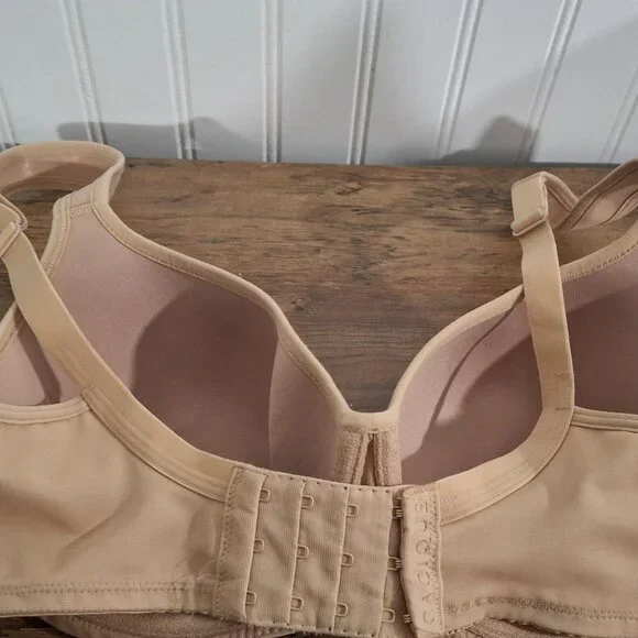 Cacique 34DD Beige T-Shirt Bra Underwire Adjustable Straps - Picture 4 of 5